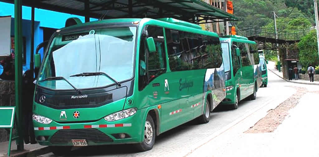 bus consettur aguas calientes